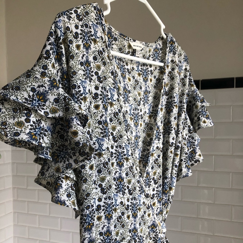 NWOT Crepe summer wrap dress